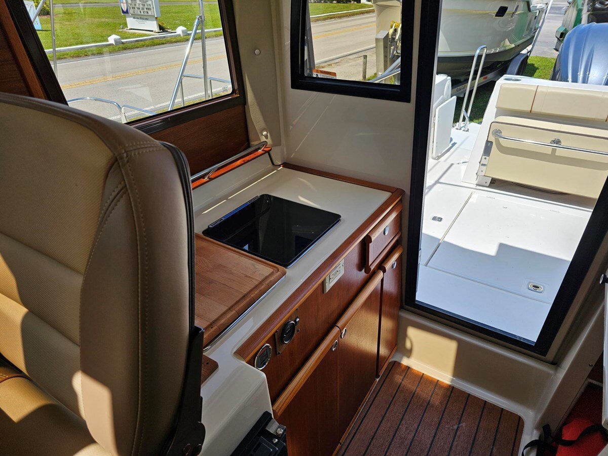 2021-ranger-tugs-25-1-9cf765