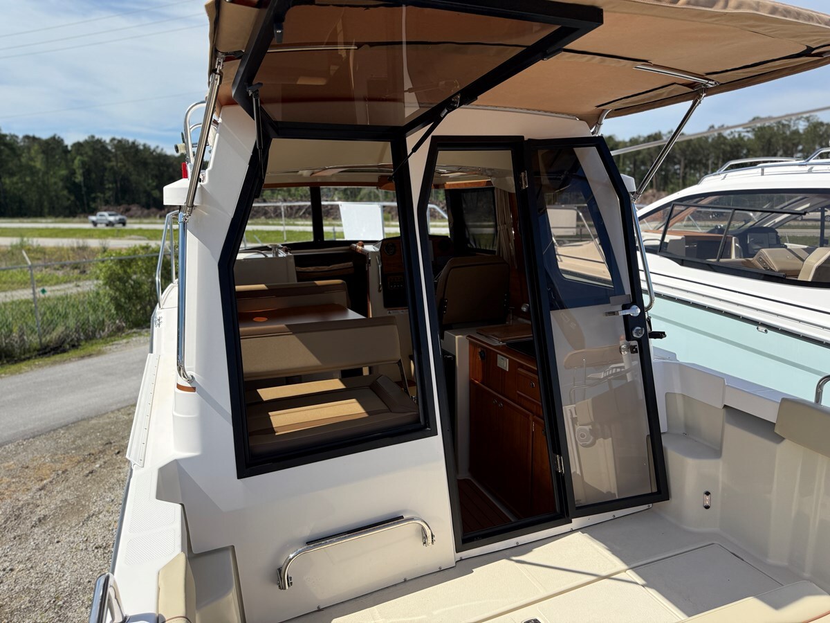 2021-ranger-tugs-28-5-cf91f0