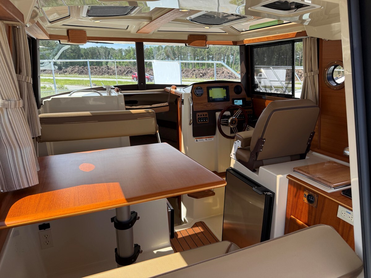 2021-ranger-tugs-28-5-cf91f0