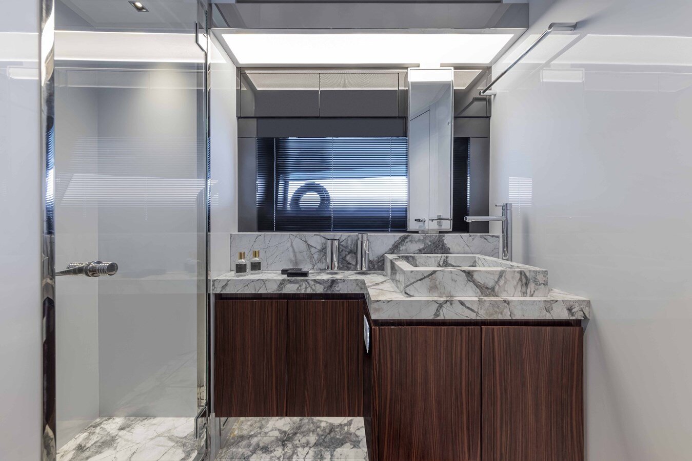 2021-riva-76-4-0cafaa