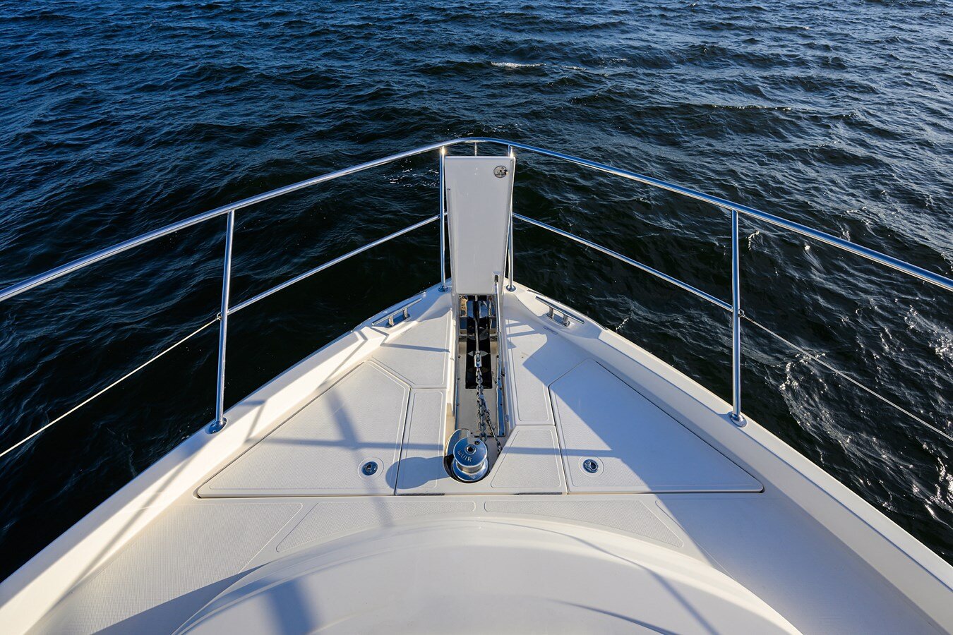 2021-riviera-63-4-c7f4b7