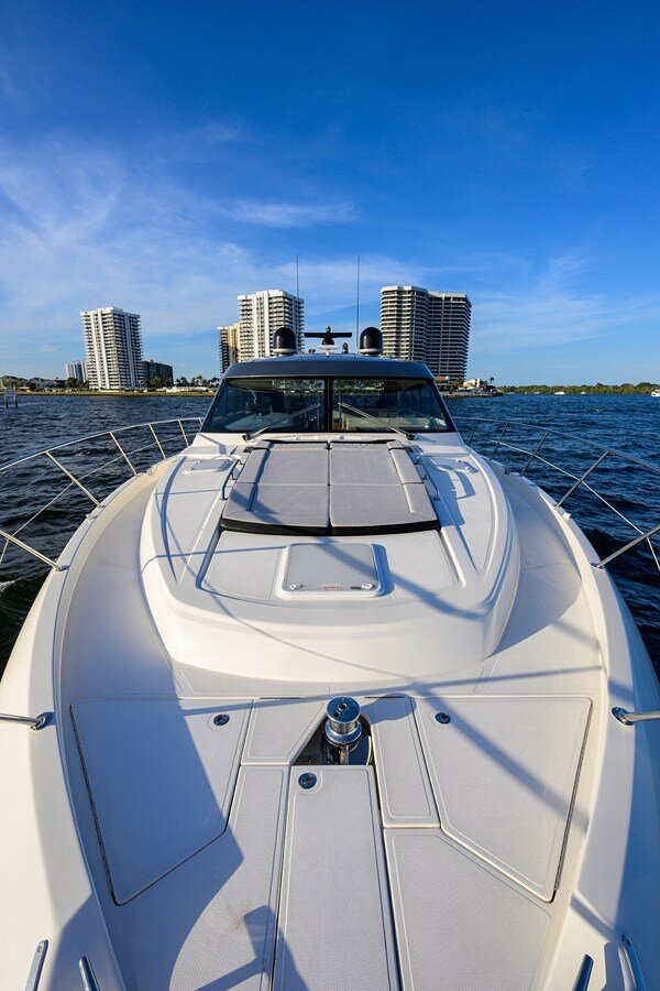 2021-riviera-63-4-c7f4b7