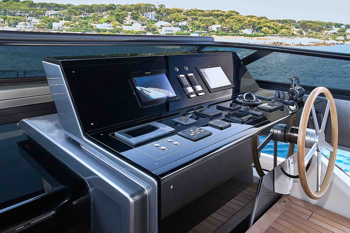 2021-sanlorenzo-102-71da8f