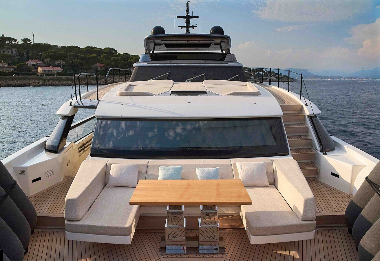 2021-sanlorenzo-102-71da8f