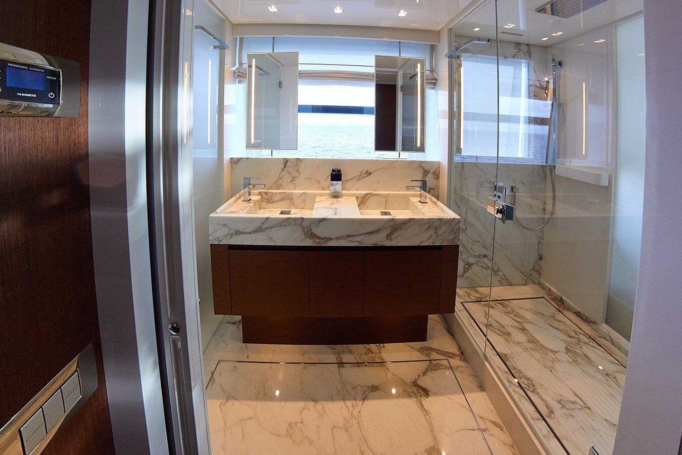 2021-sanlorenzo-102-71da8f