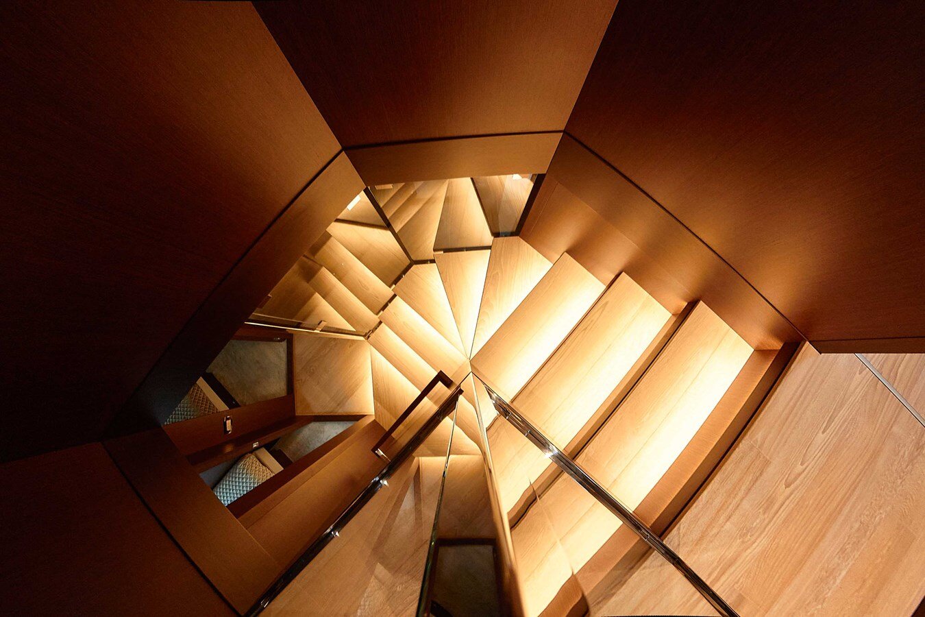 2021-sanlorenzo-102-71da8f