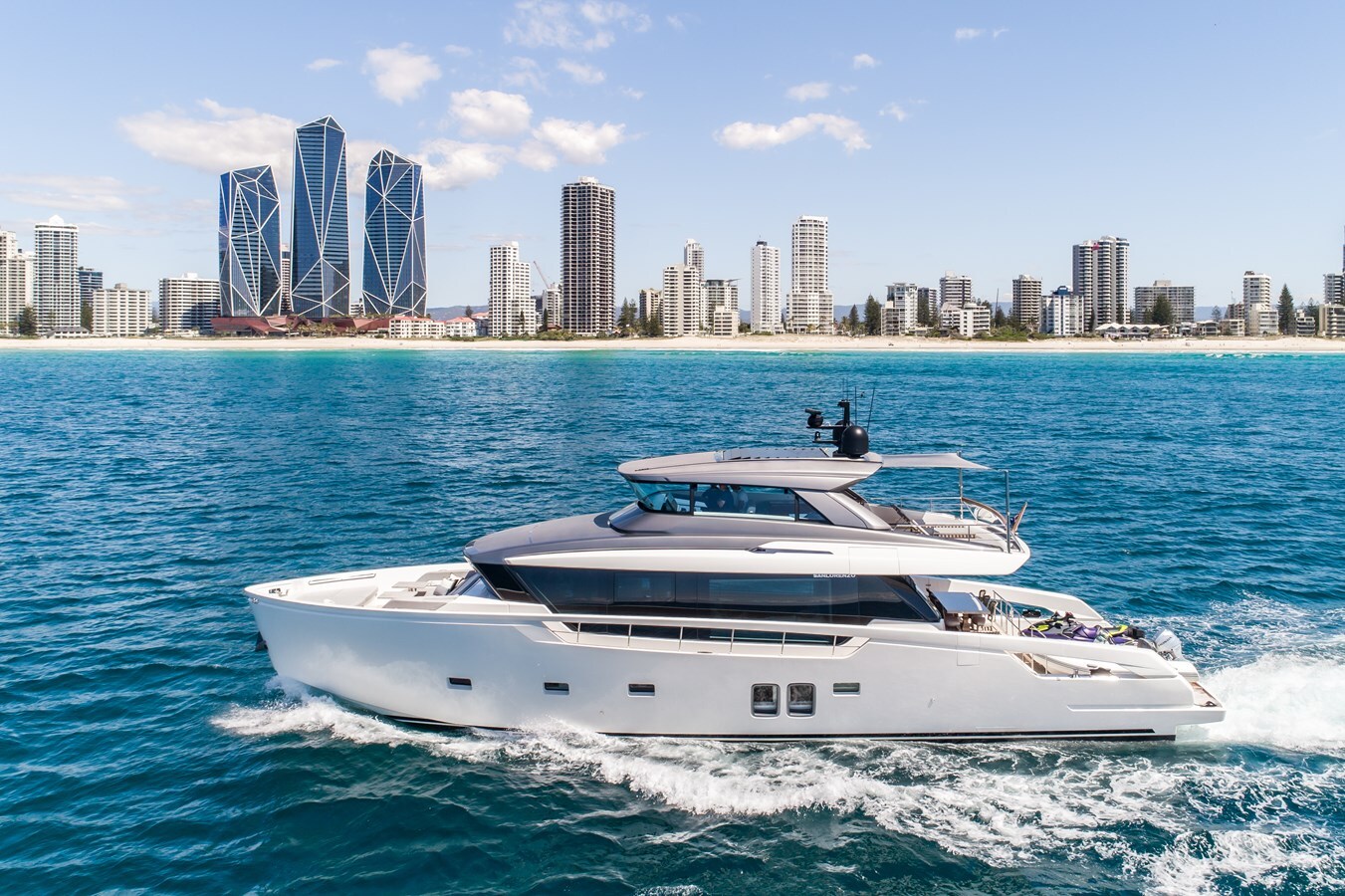 2021-sanlorenzo-84-6-e39f66