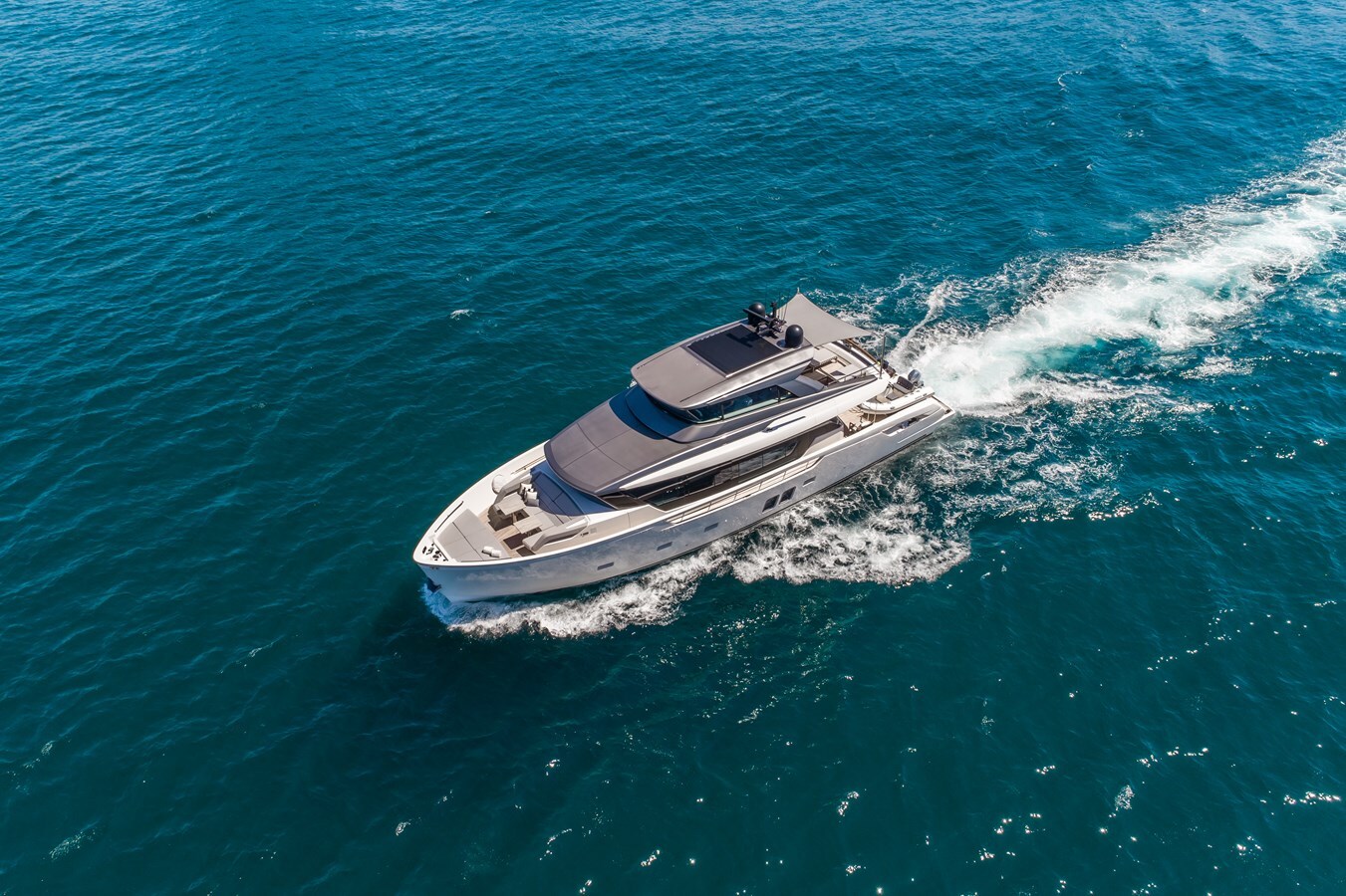 2021-sanlorenzo-84-6-e39f66