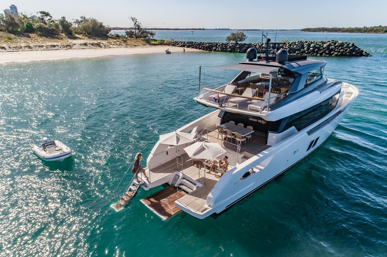 2021-sanlorenzo-84-6-e39f66