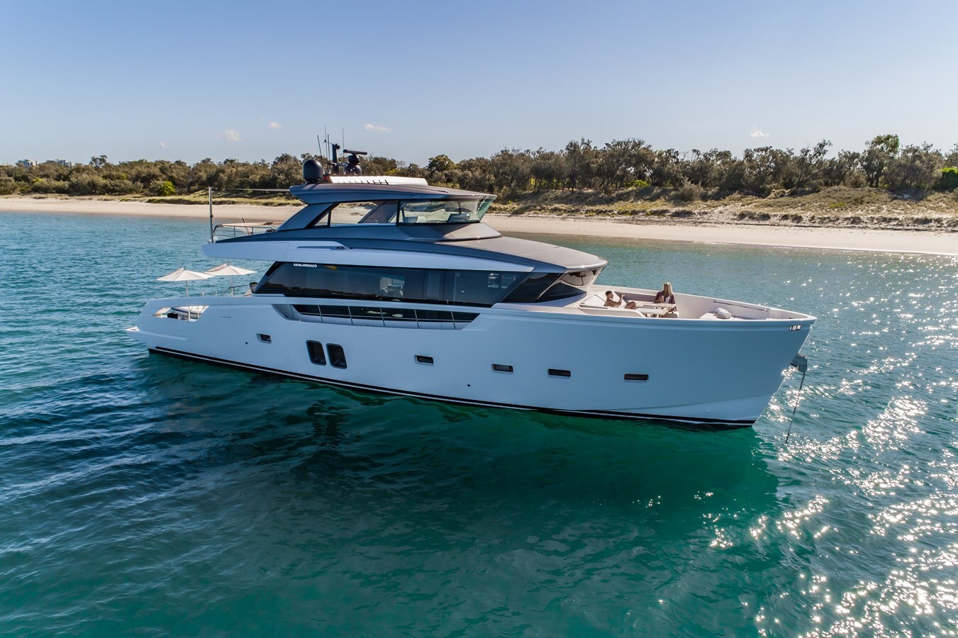 2021-sanlorenzo-84-6-e39f66