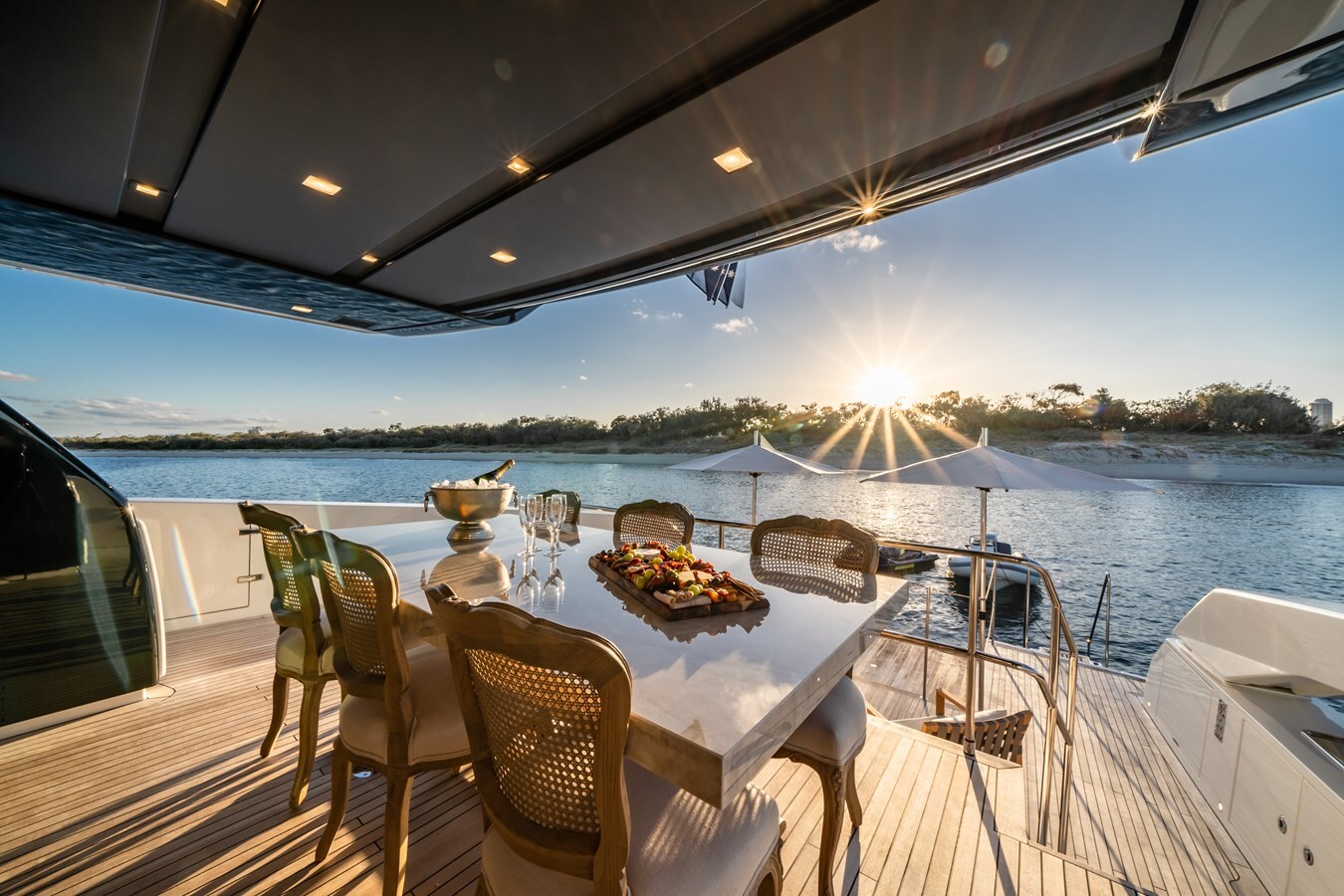 2021-sanlorenzo-84-6-e39f66