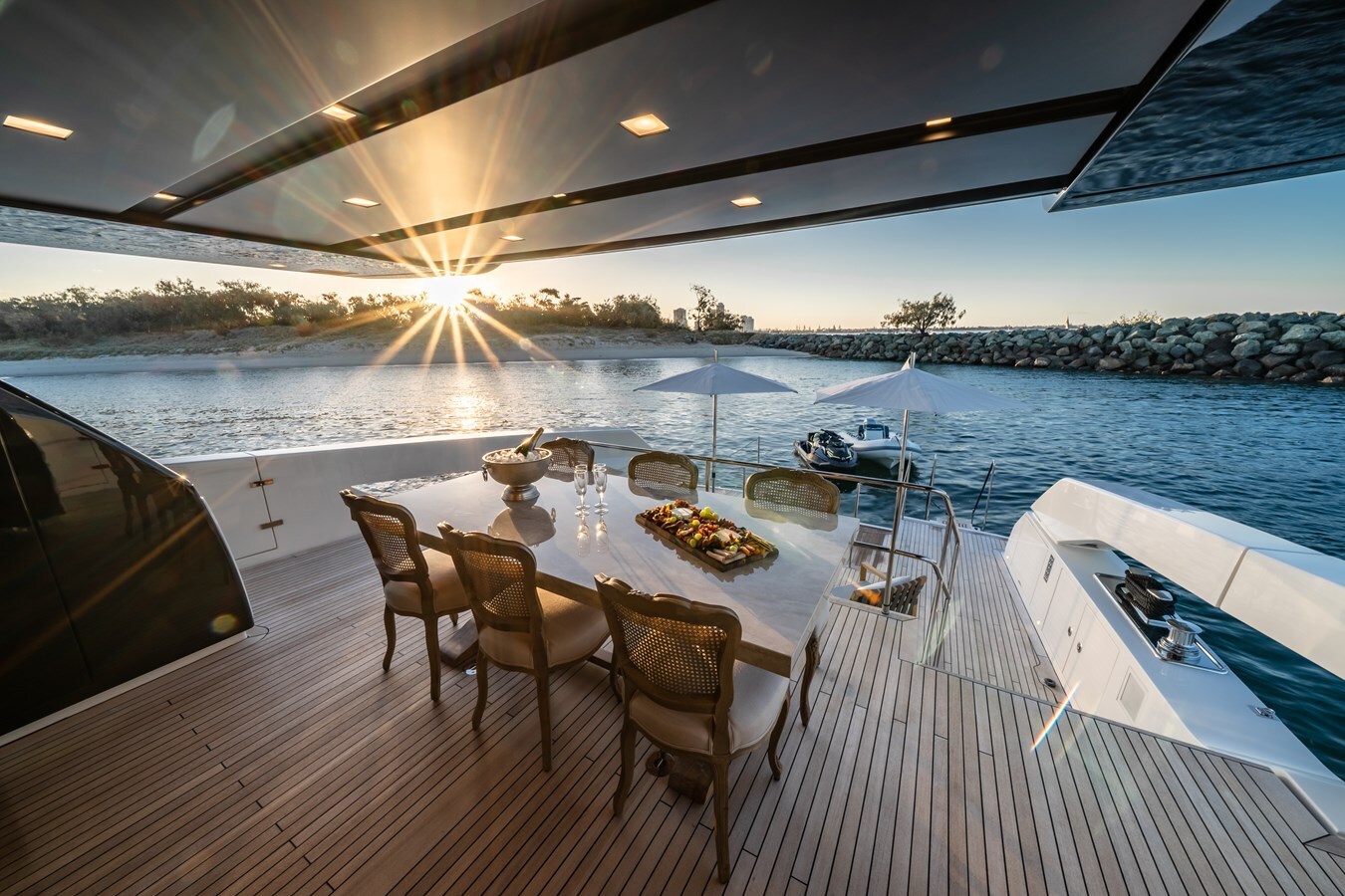 2021-sanlorenzo-84-6-e39f66