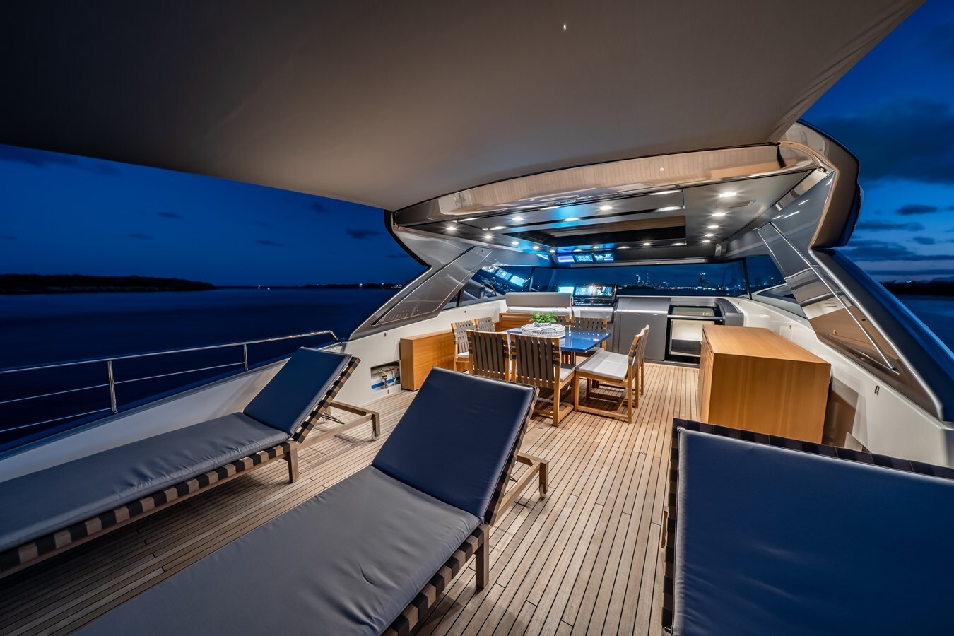 2021-sanlorenzo-84-6-e39f66