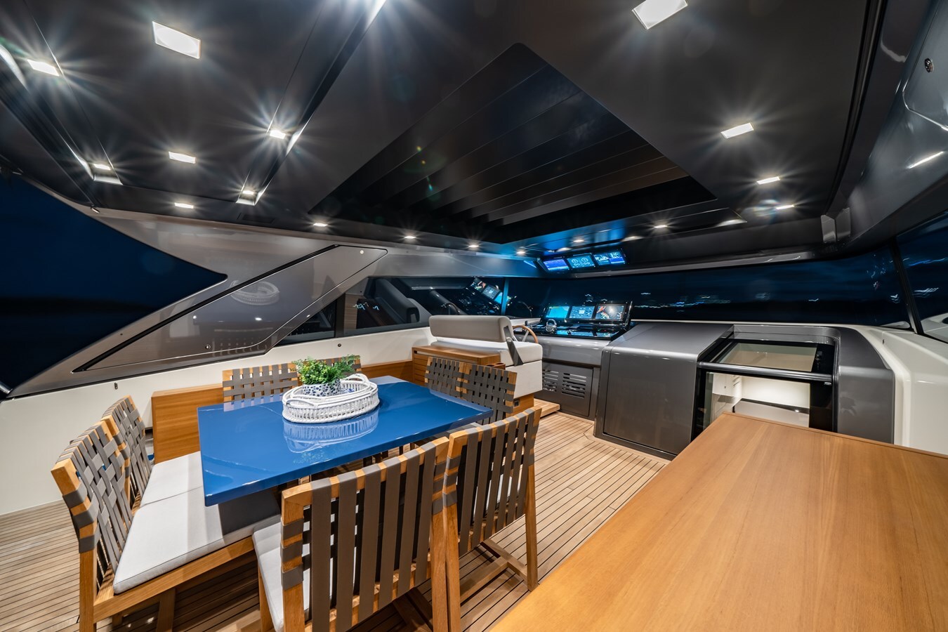 2021-sanlorenzo-84-6-e39f66