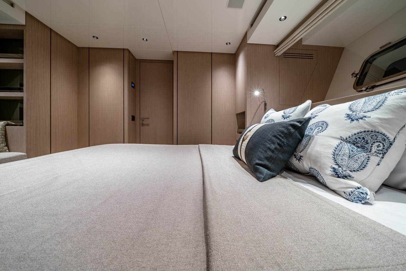 2021-sanlorenzo-84-6-e39f66