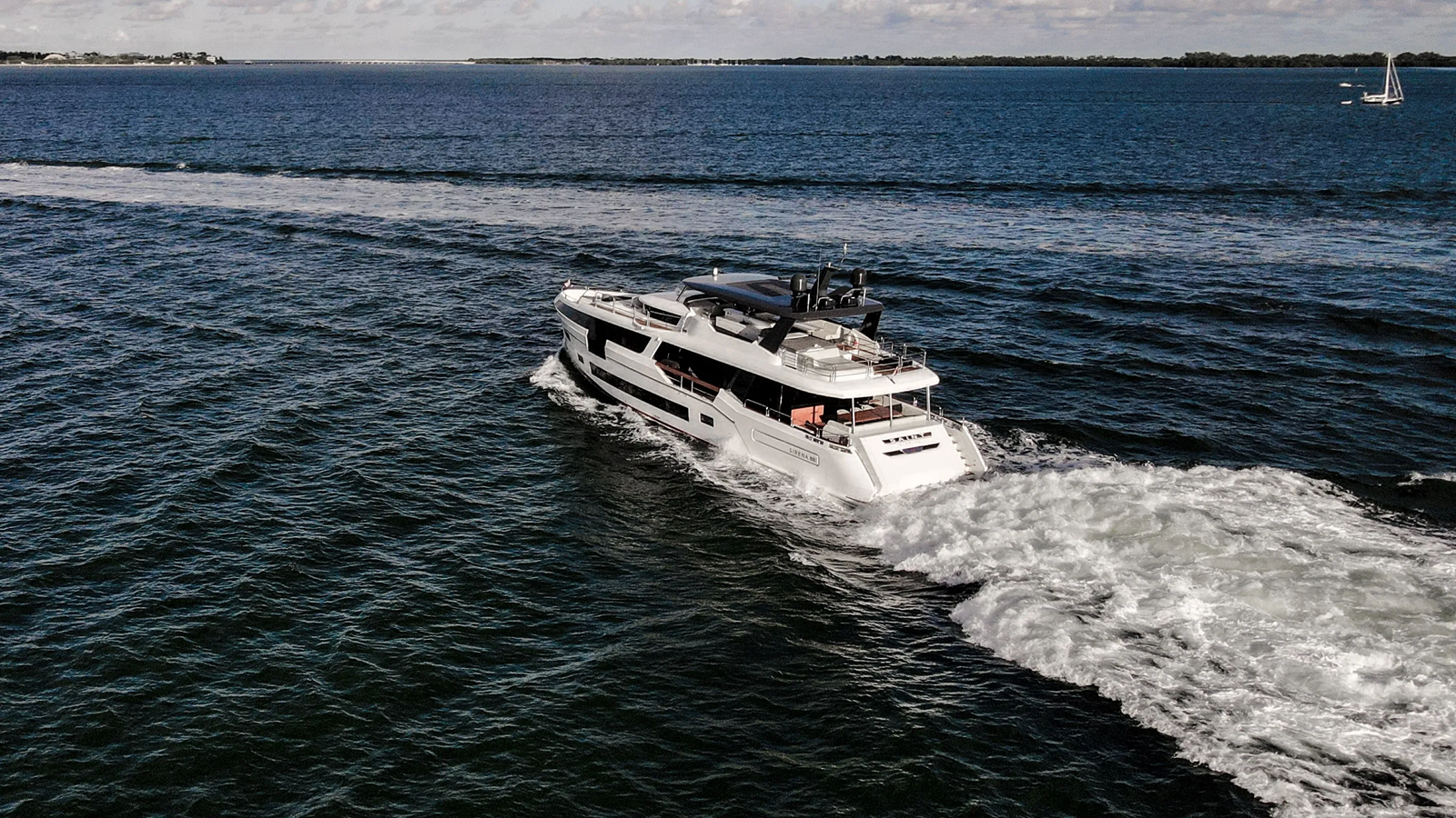 2021 SIRENA MARINE 88'