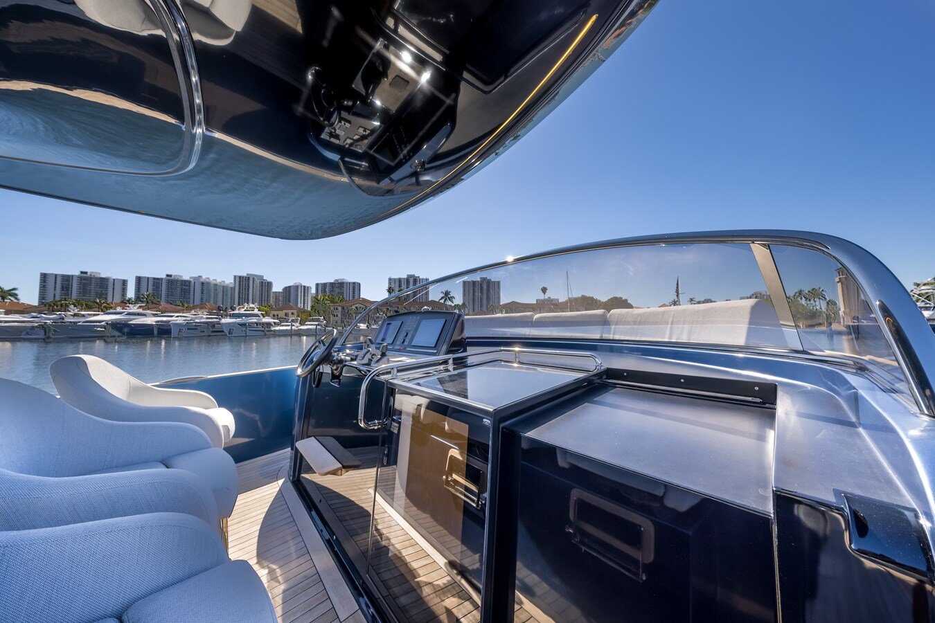 2021-solaris-yachts-48-b106f5