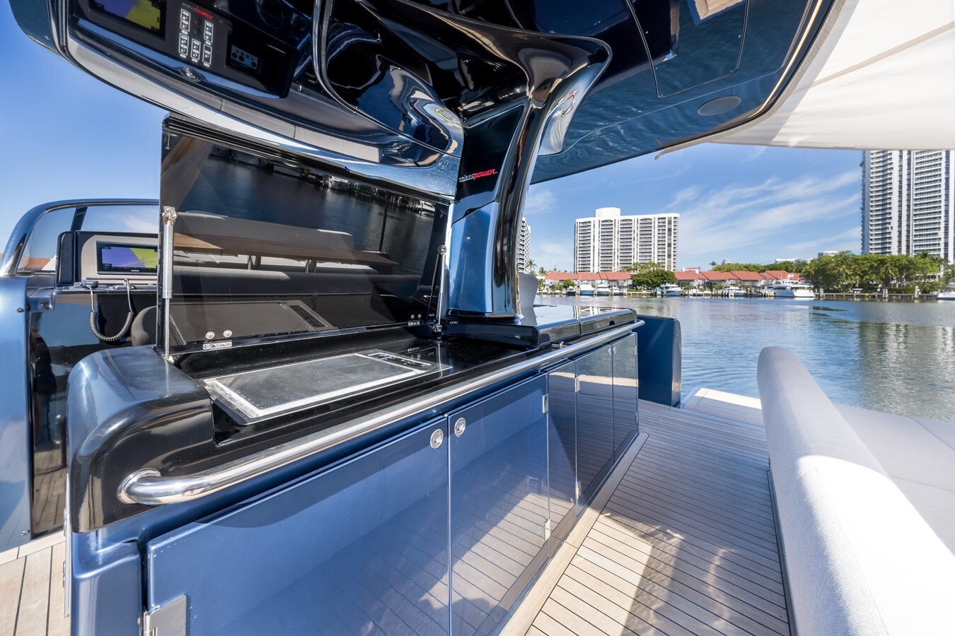 2021-solaris-yachts-48-b106f5