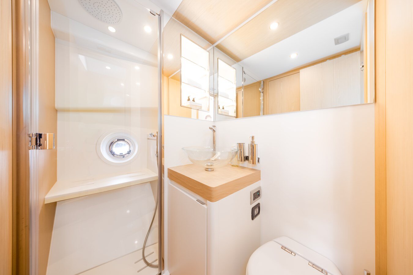 2021-solaris-yachts-48-b106f5