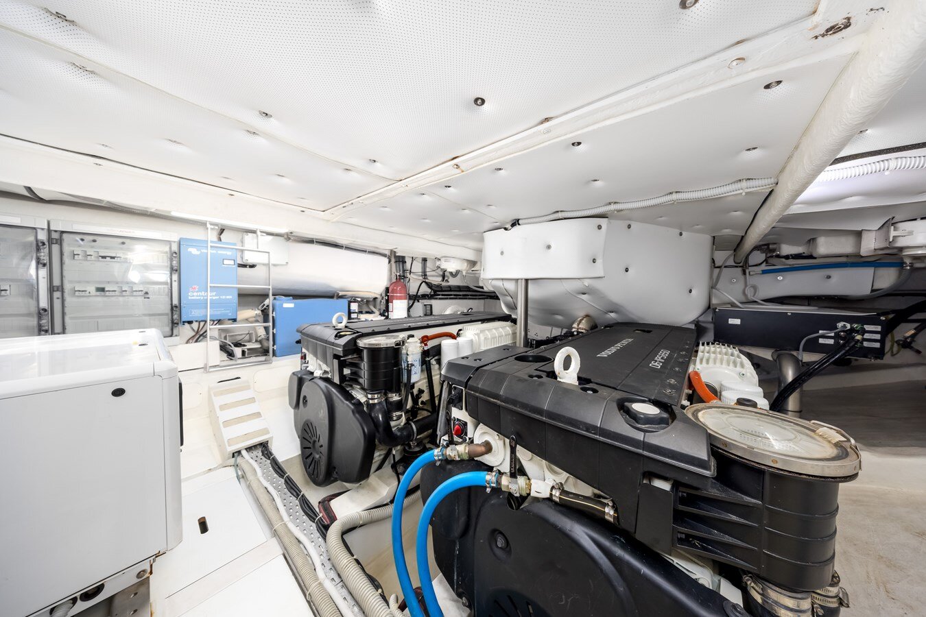 2021-solaris-yachts-48-b106f5