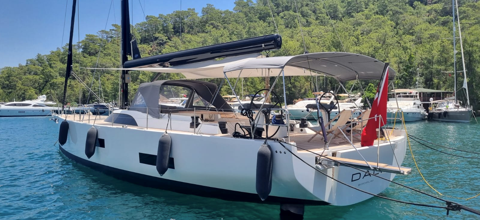 2021-solaris-yachts-63-8-738c13