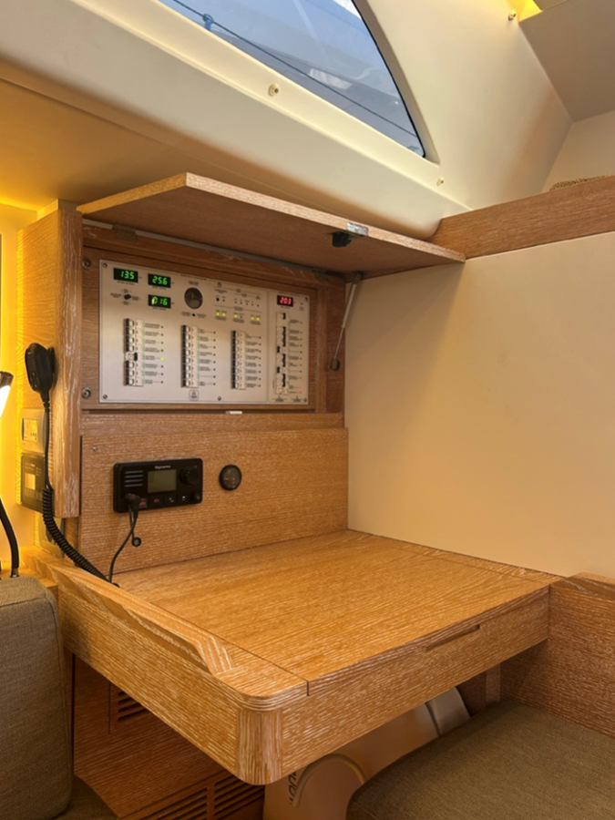 2021-solaris-yachts-63-8-738c13