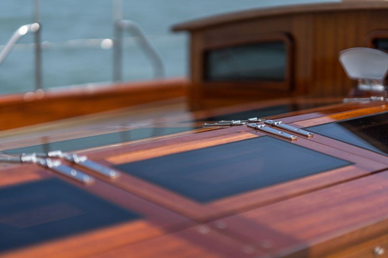 2021-spirit-yachts-65-b35f84