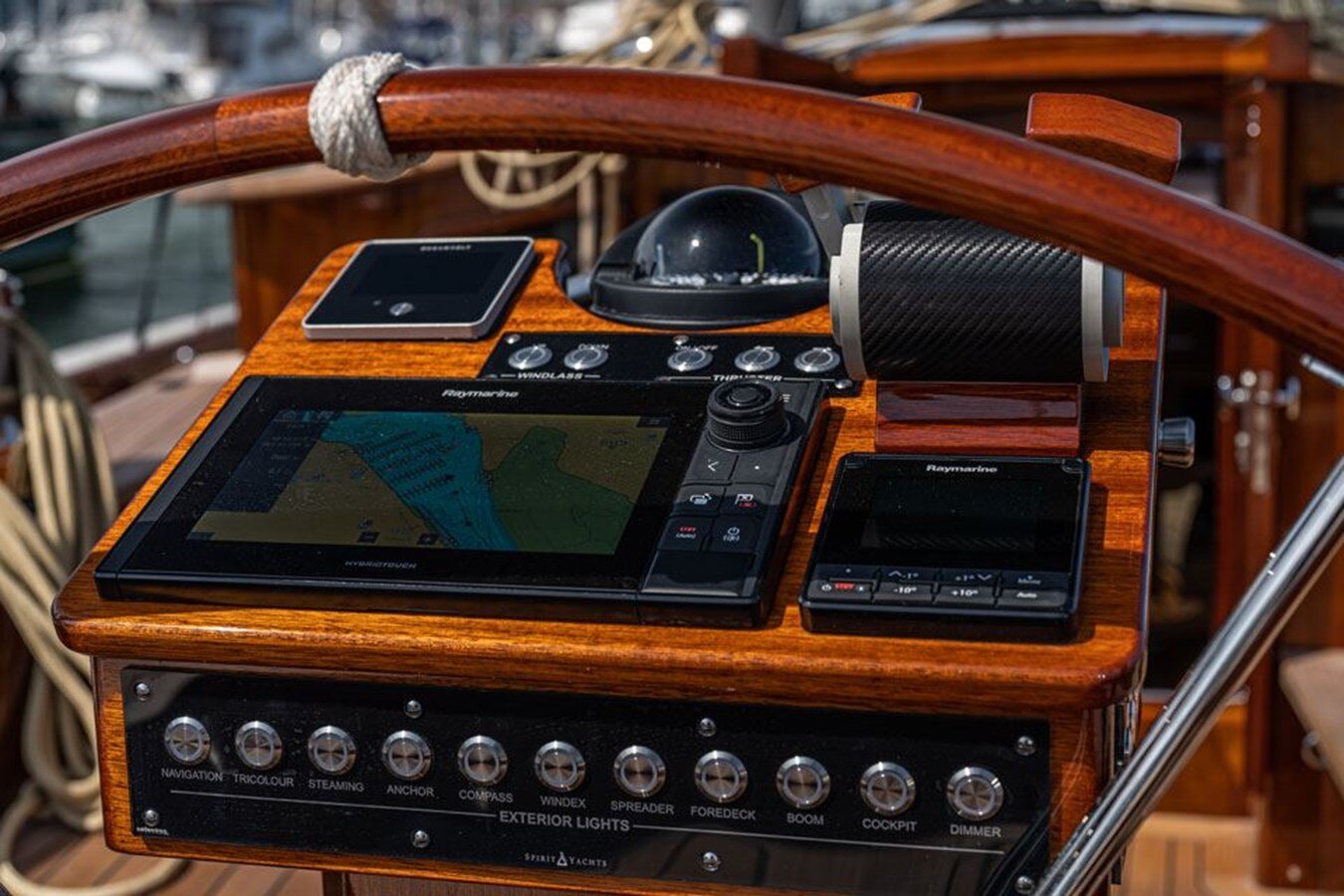 2021-spirit-yachts-65-b35f84