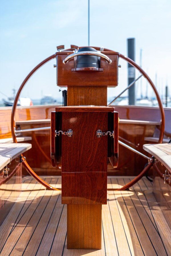 2021-spirit-yachts-65-b35f84