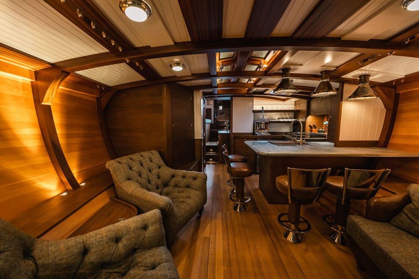 2021-spirit-yachts-65-b35f84