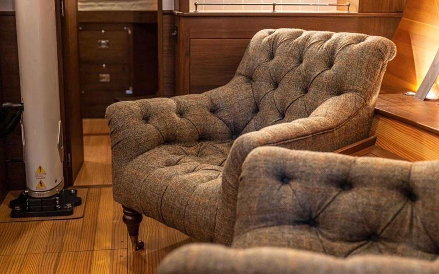 2021-spirit-yachts-65-b35f84