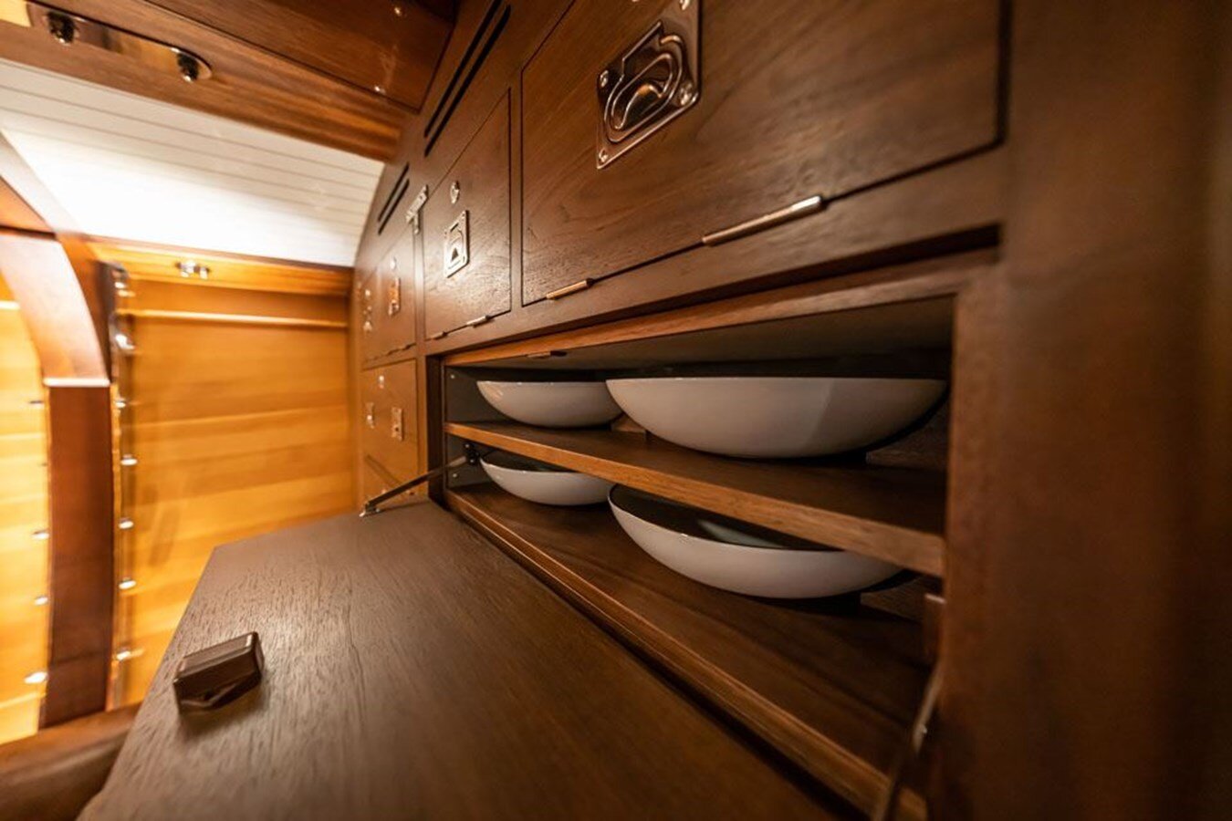 2021-spirit-yachts-65-b35f84