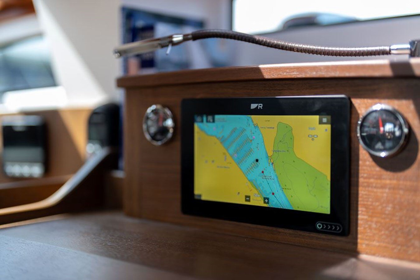 2021-spirit-yachts-65-b35f84