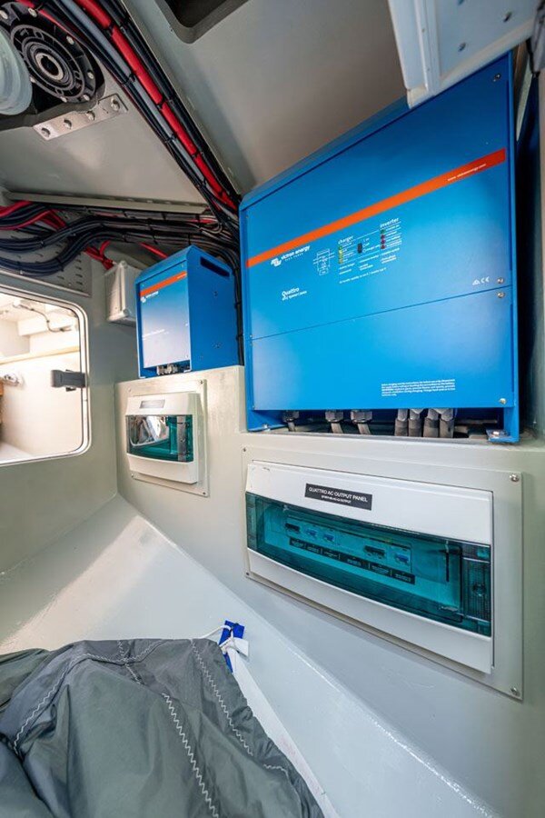 2021-spirit-yachts-65-b35f84