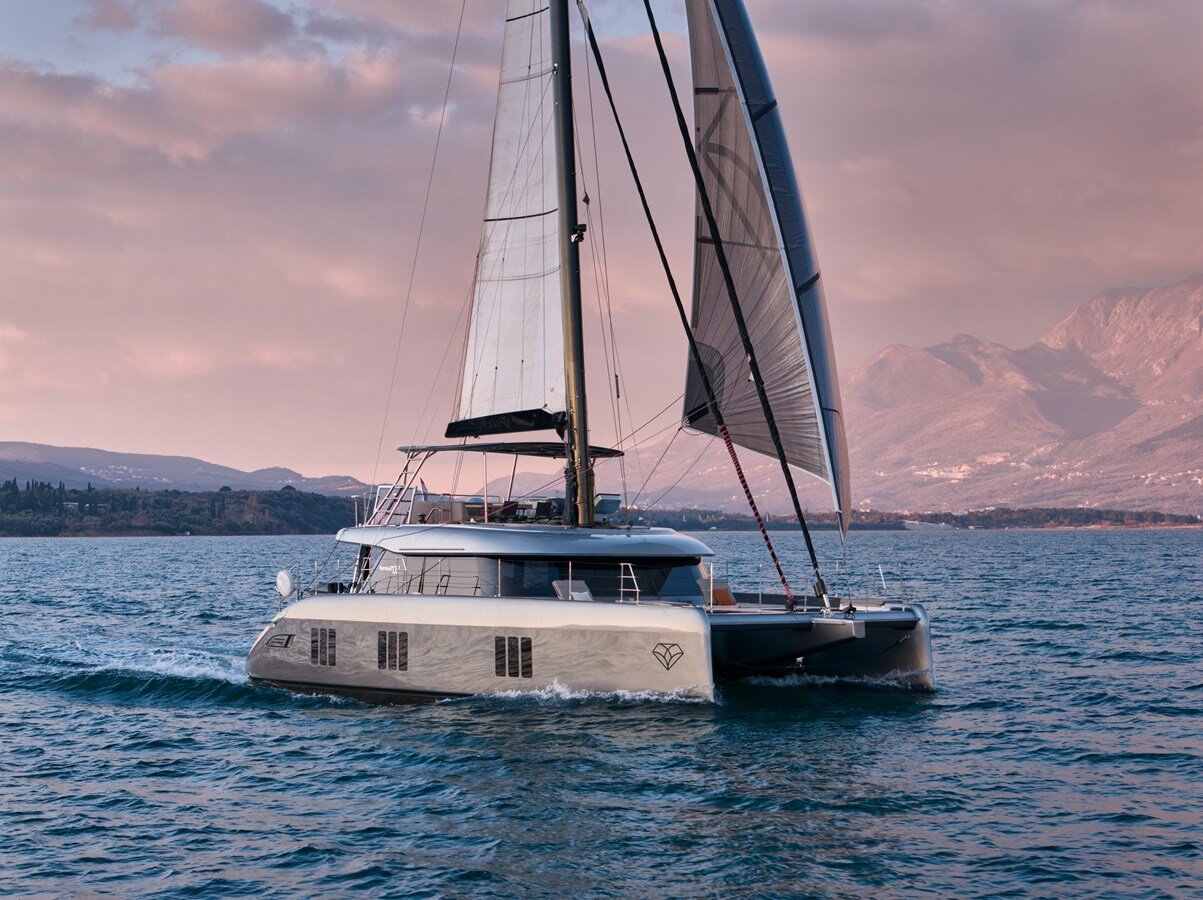 2021-sunreef-yachts-50-1-f9d146