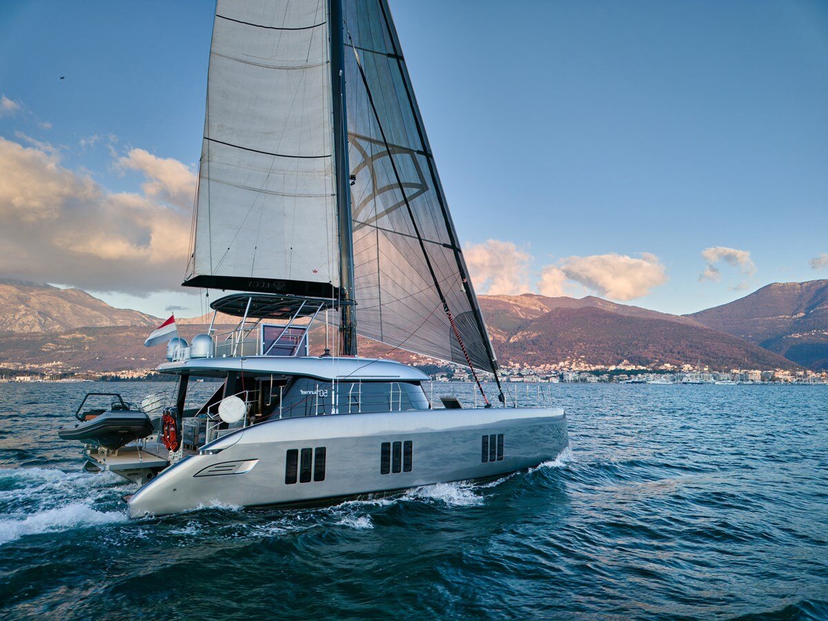 2021-sunreef-yachts-50-1-f9d146