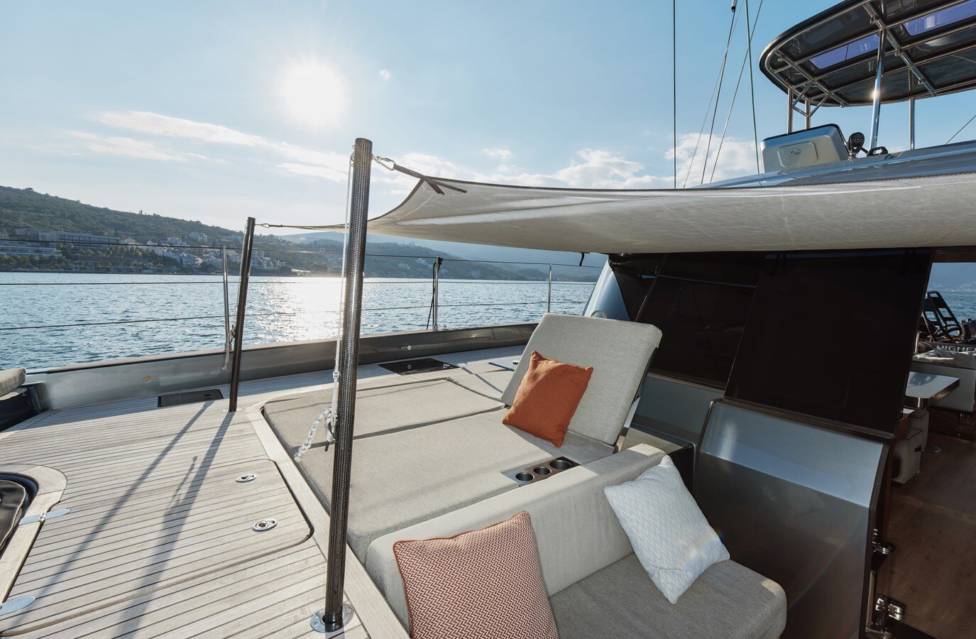 2021-sunreef-yachts-50-1-f9d146