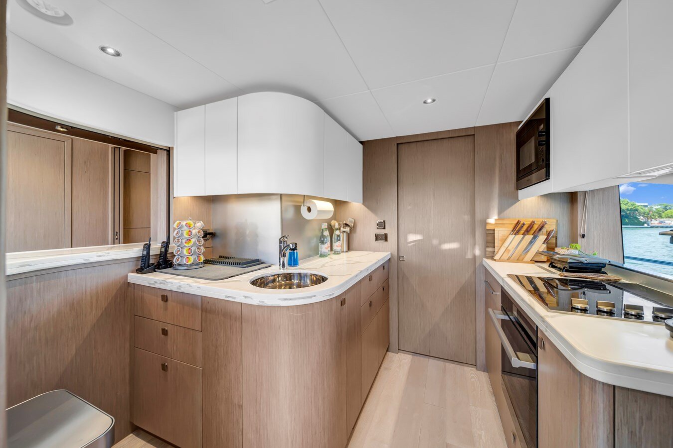 2021-sunseeker-86-49d89c