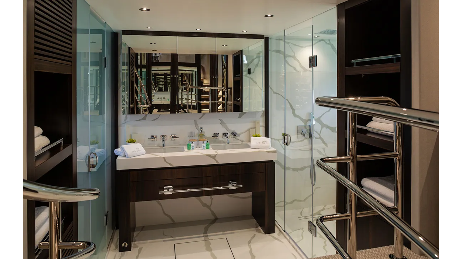 2021 SUNSEEKER 91' 11