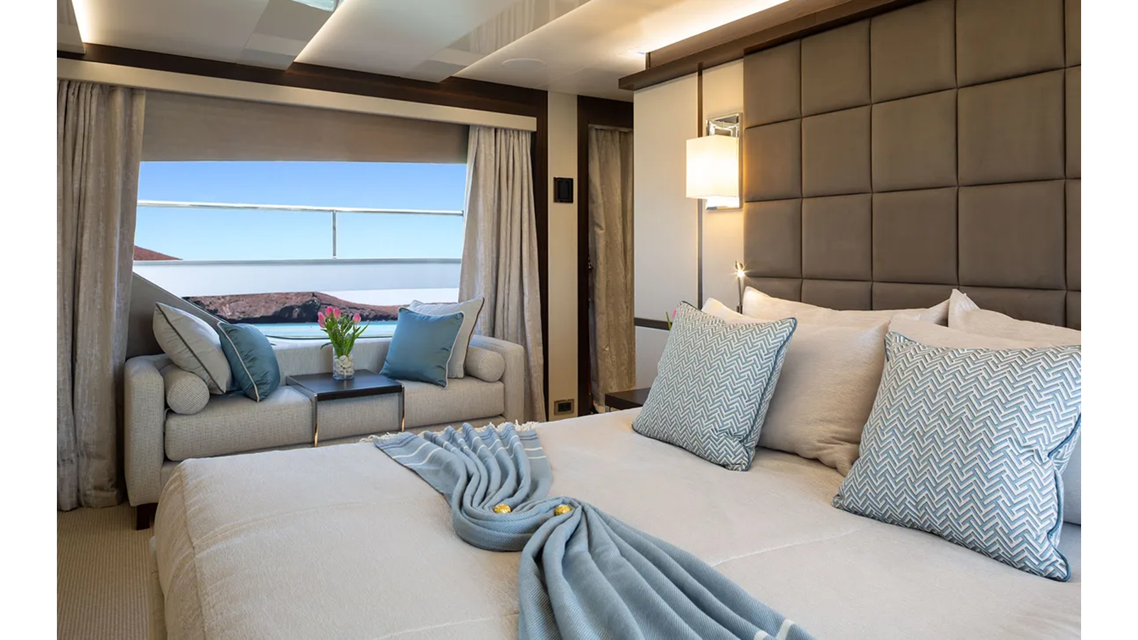 2021 SUNSEEKER 91' 11