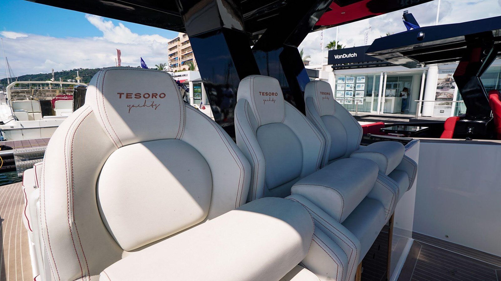 2021-tesoro-yachts-40-7-367256