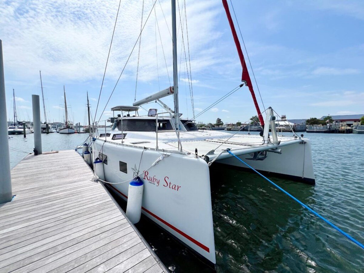 2021-vision-44-4-9ca344