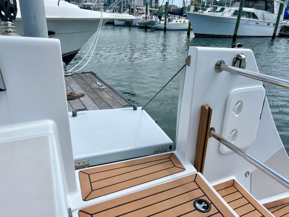 2021-vision-44-4-9ca344