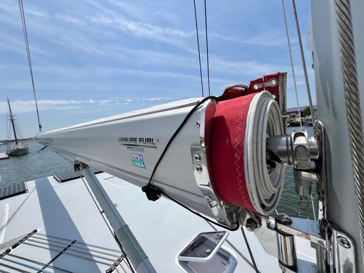 2021-vision-44-4-9ca344