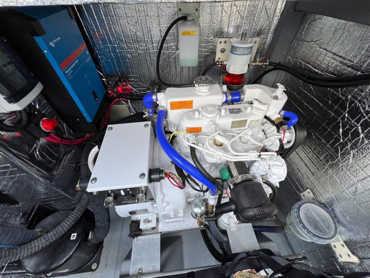 2021-vision-44-4-9ca344