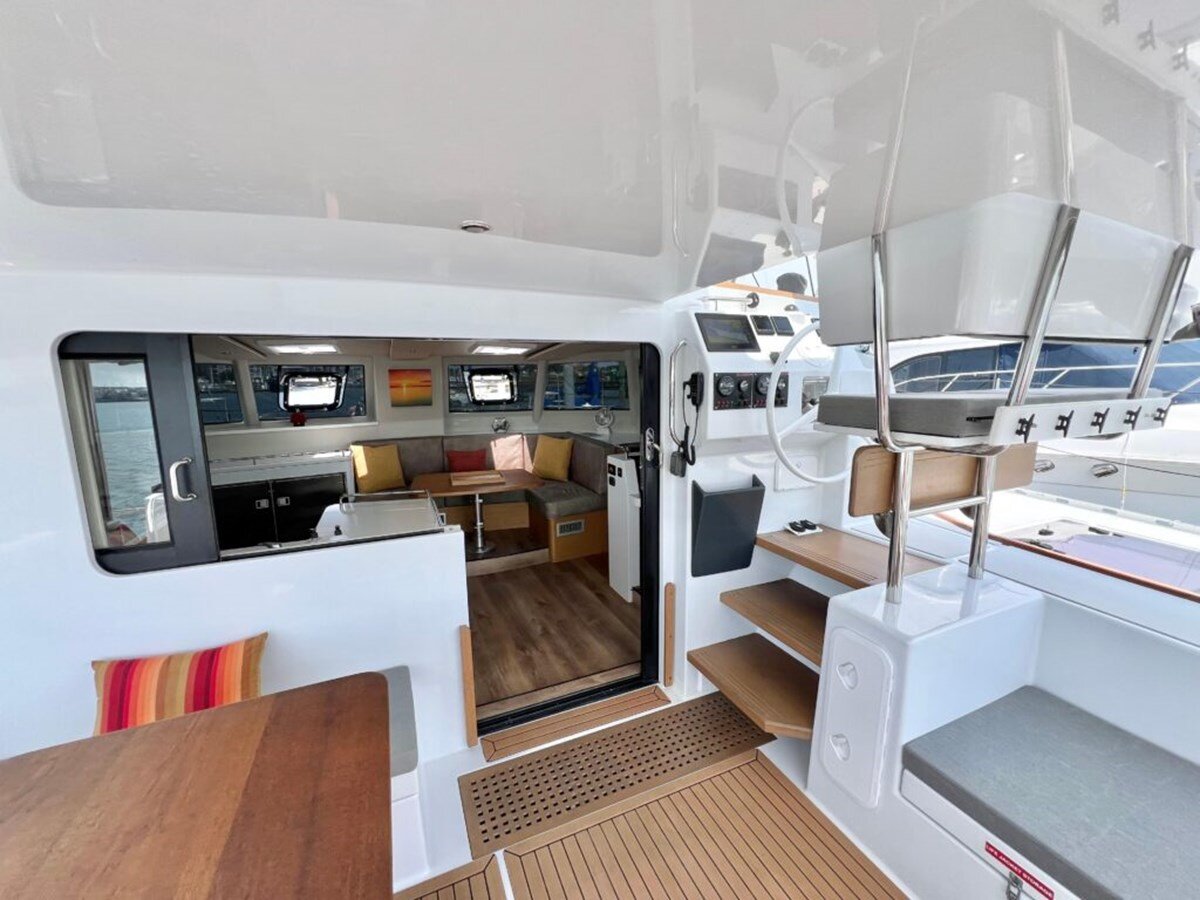 2021-vision-44-4-9ca344