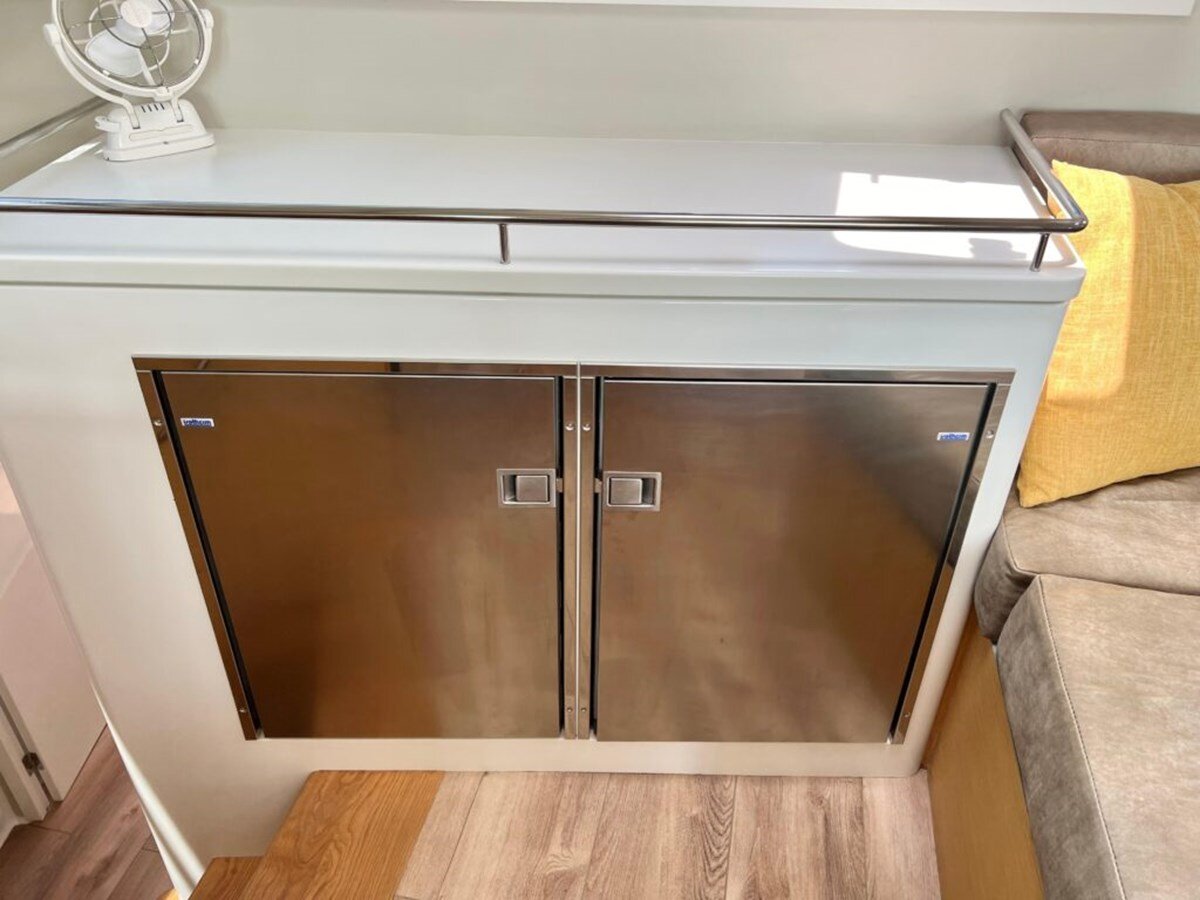 2021-vision-44-4-9ca344