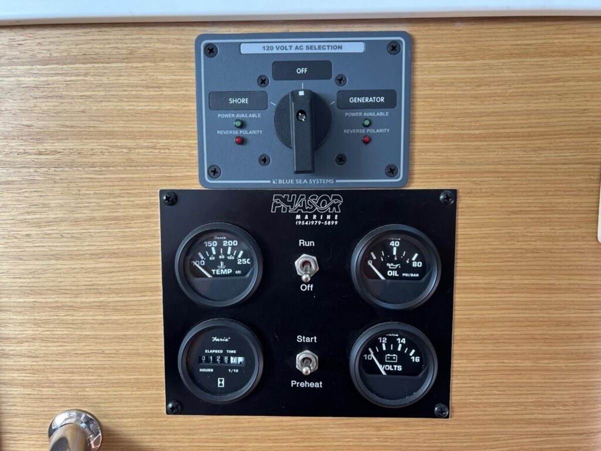 2021-vision-44-4-9ca344