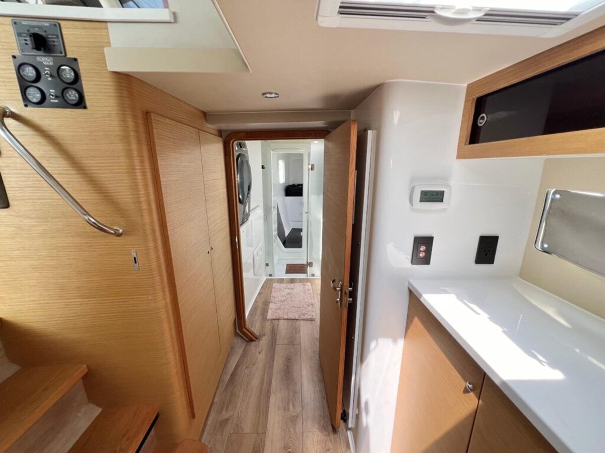 2021-vision-44-4-9ca344