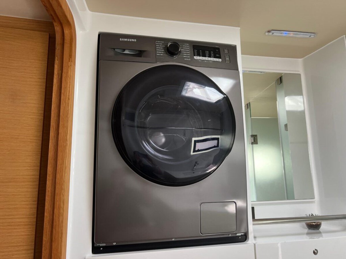 2021-vision-44-4-9ca344